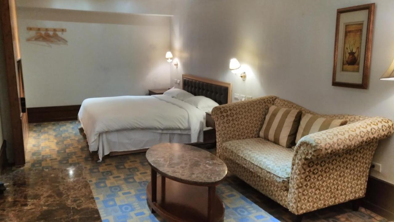 Kai Wei Boutique Hotel ไทเป ภายนอก รูปภาพ