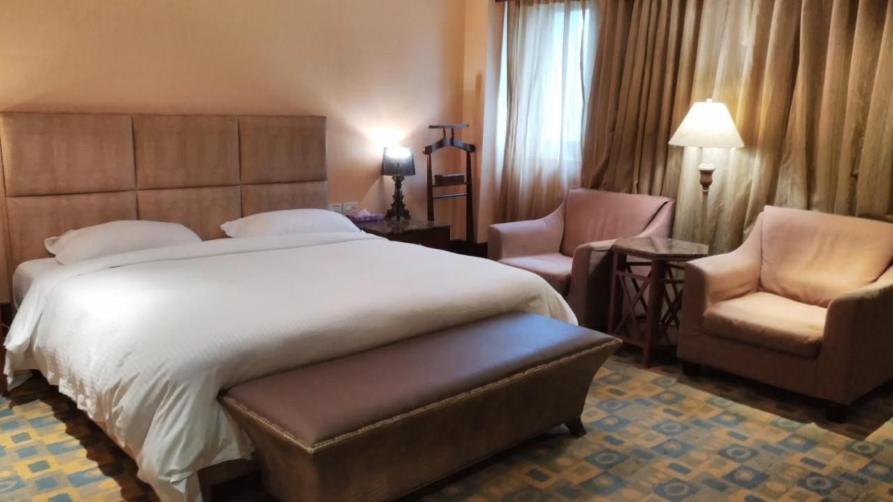 Kai Wei Boutique Hotel ไทเป ภายนอก รูปภาพ